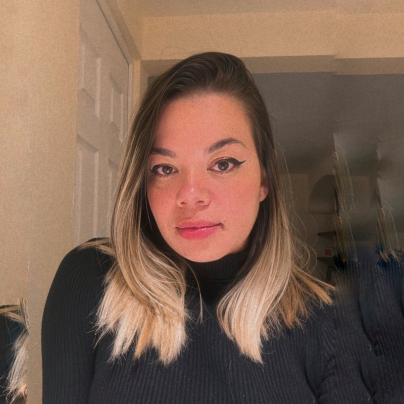 Maibe Paredes - Co-Fundadora de Beessync